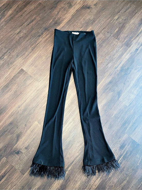 JQwention Pants - Jqwention Pants Black with feathers 
Size M Like New